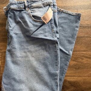 H&M Women’s Light Blue Boyfriend Jeans